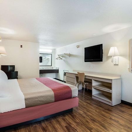 Motel 6-Newport News, Va Εξωτερικό φωτογραφία