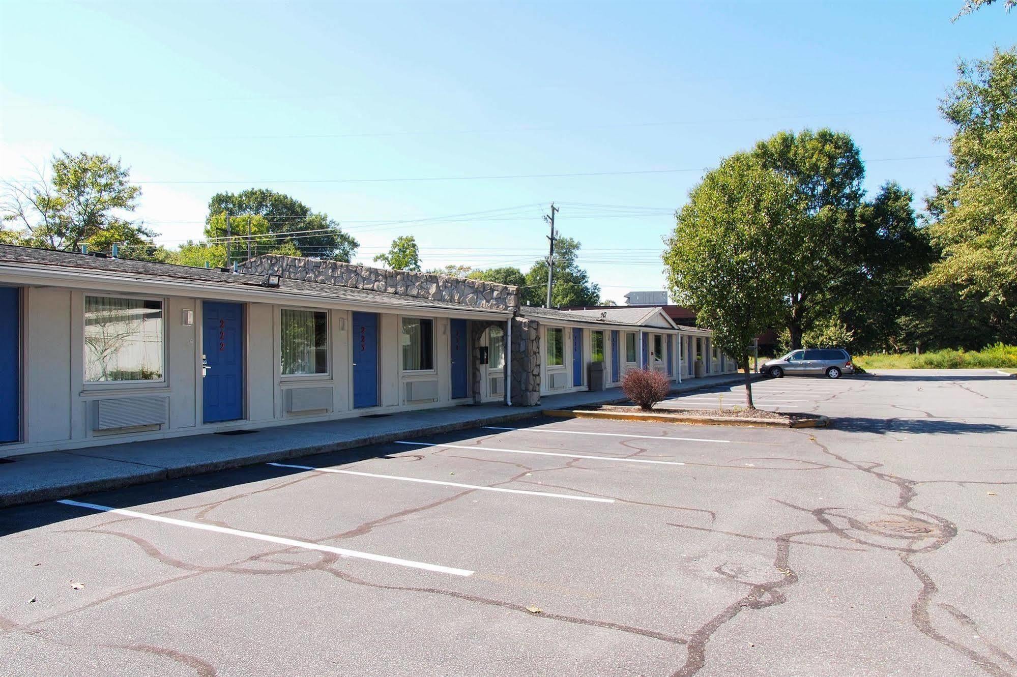 Motel 6-Newport News, Va Εξωτερικό φωτογραφία