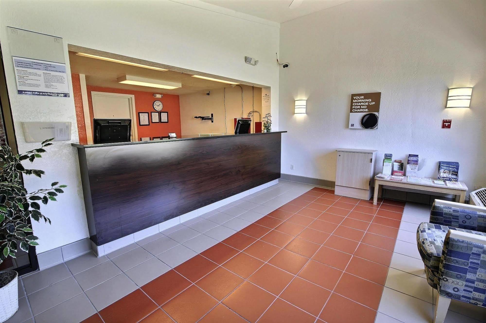Motel 6-Newport News, Va Εξωτερικό φωτογραφία