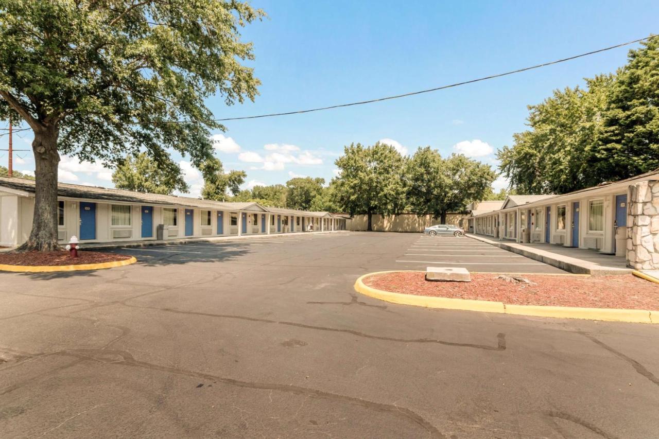 Motel 6-Newport News, Va Εξωτερικό φωτογραφία