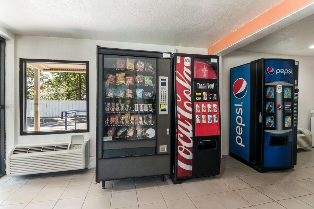 Motel 6-Newport News, Va Εξωτερικό φωτογραφία