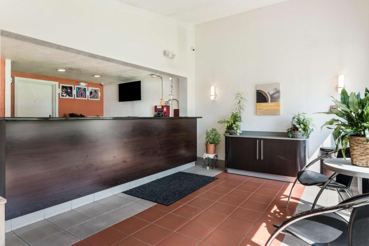 Motel 6-Newport News, Va Εξωτερικό φωτογραφία