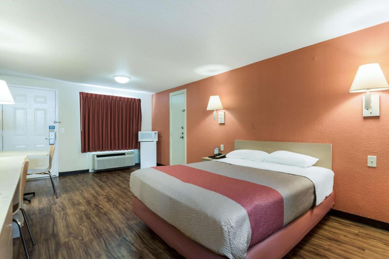 Motel 6-Newport News, Va Εξωτερικό φωτογραφία