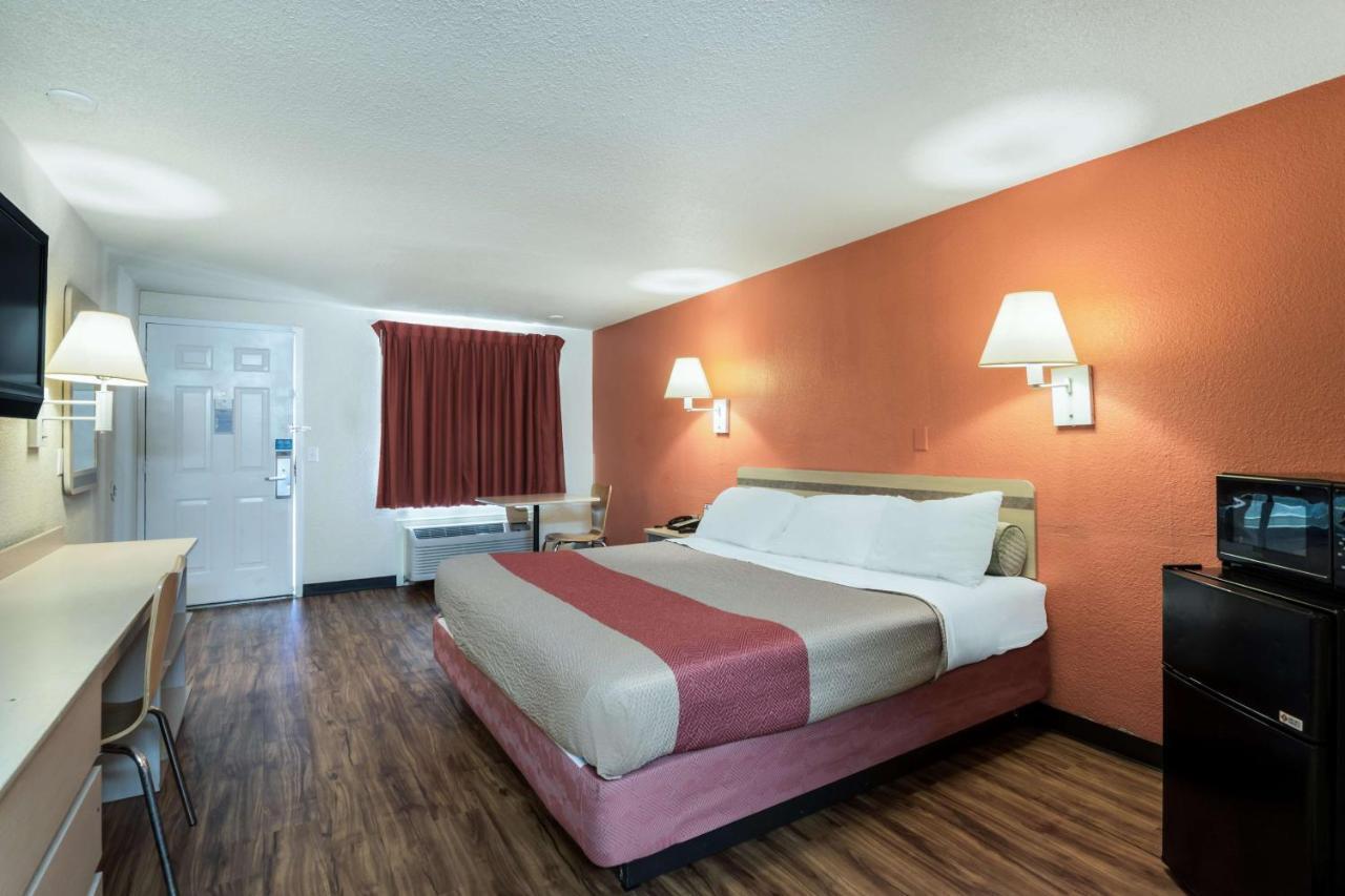 Motel 6-Newport News, Va Εξωτερικό φωτογραφία