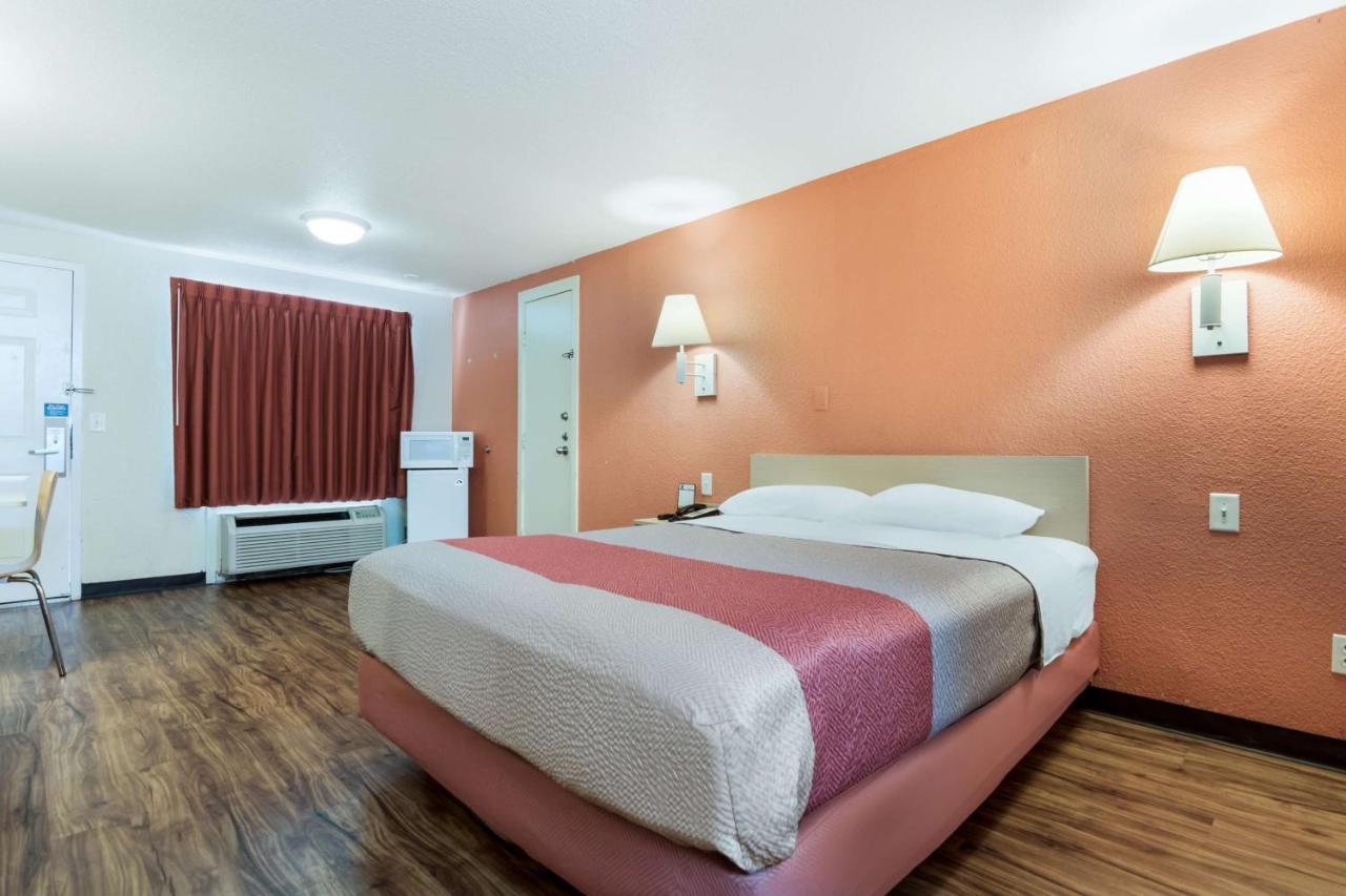 Motel 6-Newport News, Va Εξωτερικό φωτογραφία